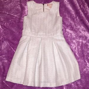 Silver & White Sleeveless Dress Size 5